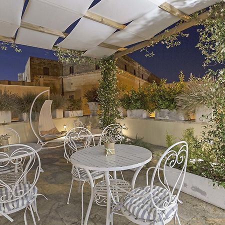 La Loggia Dei Rayno Bed & Breakfast Lecce Luaran gambar