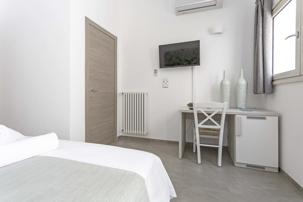 La Loggia Dei Rayno Bed & Breakfast Lecce Luaran gambar