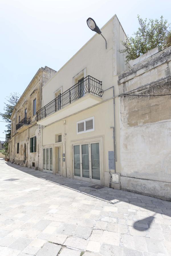 La Loggia Dei Rayno Bed & Breakfast Lecce Luaran gambar